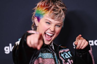 Amerikalı şarkıcı ve dansçı JoJo Siwa, 27 Mart 2025 'te Beverly Hilton Hotel' de düzenlenen 36. Geleneksel GLAAD Medya Ödülleri 'ne geldi..