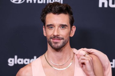 Michael Urie, 27 Mart 2025 'te Beverly Hilton Hotel' de düzenlenen 36. GLAAD Medya Ödülleri 'ne geliyor.
