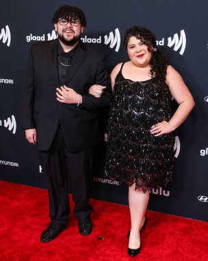Rico Rodriguez ve kız kardeşi Raini Rodriguez, 27 Mart 2025 'te Beverly Hilton Hotel' de düzenlenen 36. GLAAD Medya Ödülleri 'ne geldiler..