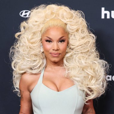 Şarkıcı-söz yazarı Tanner Adell, 27 Mart 2025 'te Beverly Hilton Hotel' de düzenlenen 36. Yıllık GLAAD Medya Ödülleri 'ne geliyor. (Fotoğraf: Xavier Collin / Image Press Agency)