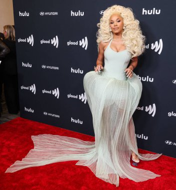 Şarkıcı-söz yazarı Tanner Adell, 27 Mart 2025 'te Beverly Hilton Hotel' de düzenlenen 36. Yıllık GLAAD Medya Ödülleri 'ne geliyor. (Fotoğraf: Xavier Collin / Image Press Agency)