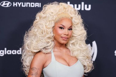 Şarkıcı-söz yazarı Tanner Adell, 27 Mart 2025 'te Beverly Hilton Hotel' de düzenlenen 36. Yıllık GLAAD Medya Ödülleri 'ne geliyor. (Fotoğraf: Xavier Collin / Image Press Agency)