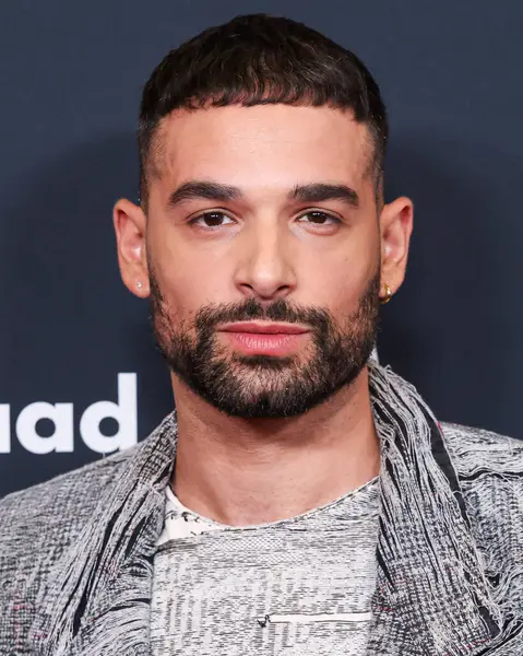 Johnny Sibilly, 27 Mart 2025 'te Beverly Hilton Hotel' de düzenlenen 36. GLAAD Medya Ödülleri 'ne geliyor..