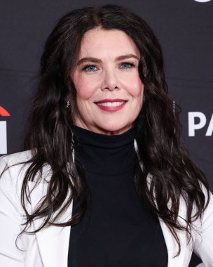 Lauren Graham, 29 Mart 2025 'te Hollywood, Los Angeles, Kaliforniya, ABD' de düzenlenen 42. William S. Paley Televizyon Festivali - 'Gilmore Girls, The Marvelous Mrs. Maisel, And Etoile: The Amy Sherman-Palladino Multiverse' e geldi.