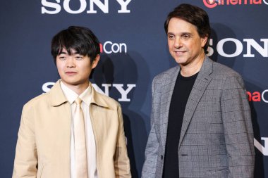 Amerikalı aktörler Ben Wang ve Ralph Macchio 'Karate Kid: Legends' filmini CinemaCon 2025 'te tanıtıyorlar - Sony Pictures Entertainment Sunum ve Açılış Gecesi Caesars Palace - CinemaCon' daki The Colosseum 'da düzenlendi 