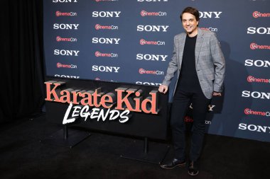 Amerikalı aktör Ralph Macchio, 'Karate Kid: Legends' filmini CinemaCon 2025 'te tanıtıyor - Sony Pictures Entertainment Sunum ve Açılış Gecesi Caesars Palace' daki The Colosseum 'da yapıldı - CinemaCon, Sinema Unit' in resmi kongresidir.