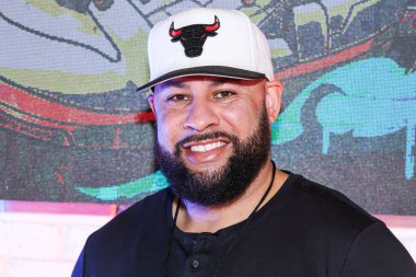 Amerikalı eski profesyonel futbolcu Hank Baskett, 1 Nisan 2025 tarihinde Las Vegas, Nevada, Las Vegas 'ta HyperX Arena Las Vegas' ta düzenlenen Briarcliff Entertainment 'in' Sneaks 'Showdown' una katıldı.. 