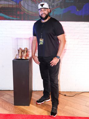 Amerikalı eski profesyonel futbolcu Hank Baskett, 1 Nisan 2025 tarihinde Las Vegas, Nevada, Las Vegas 'ta HyperX Arena Las Vegas' ta düzenlenen Briarcliff Entertainment 'in' Sneaks 'Showdown' una katıldı..