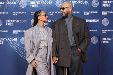Alicia Keys ve kocası Swizz Beatz, 5 Nisan 2025 'te Santa Monica, Los Angeles, Kaliforniya, ABD' de Barker Hangar 'da düzenlenen 11..