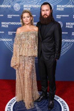 Amerikalı aktris Kate Hudson ve erkek arkadaşı Danny Fujikawa, 5 Nisan 2025 'te ABD' nin Los Angeles, Kaliforniya eyaletindeki Barker Hangar 'da düzenlenen 11..     