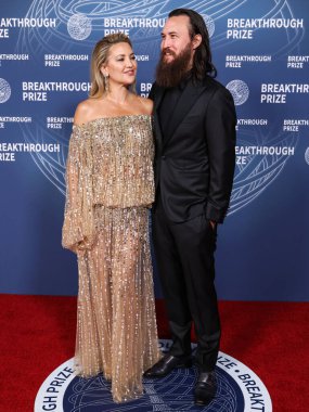 Amerikalı aktris Kate Hudson ve erkek arkadaşı Danny Fujikawa, 5 Nisan 2025 'te ABD' nin Los Angeles, Kaliforniya eyaletindeki Barker Hangar 'da düzenlenen 11..     