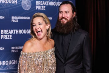 Amerikalı aktris Kate Hudson ve erkek arkadaşı Danny Fujikawa, 5 Nisan 2025 'te ABD' nin Los Angeles, Kaliforniya eyaletindeki Barker Hangar 'da düzenlenen 11..     