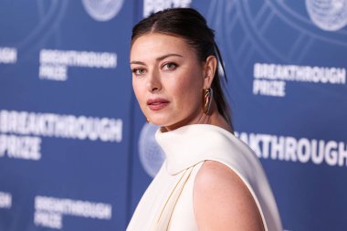 Stéphane Rolland 'ı giyen Maria Sharapova, 5 Nisan 2025' te Santa Monica, Los Angeles, Kaliforniya, ABD 'de Barker Hangar' da düzenlenen 11.. 