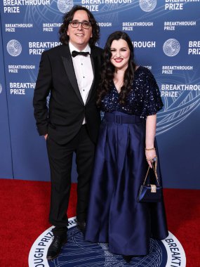 Remy Miralles ve Instacart Fidji Simo 'nun eşi / CEO' su, 5 Nisan 2025 'te Santa Monica, Los Angeles, Kaliforniya, ABD' de Barker Hangar 'da düzenlenen 11..    