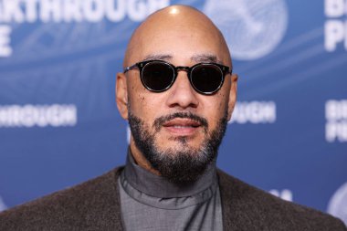 Swizz Beatz, 5 Nisan 2025 'te Barker Hangarı' nda düzenlenen 11. Yıllık Büyük Buluş Ödül Töreni 'ne geliyor.
