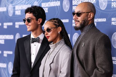Taj Gillin, Alicia Keys ve Swizz Beatz, 5 Nisan 2025 'te Santa Monica, Los Angeles, Kaliforniya, ABD' deki Barker Hangar 'da düzenlenen 11..   