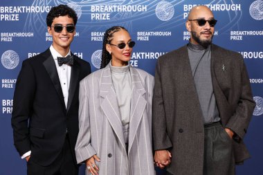 Taj Gillin, Alicia Keys ve Swizz Beatz, 5 Nisan 2025 'te Santa Monica, Los Angeles, Kaliforniya, ABD' deki Barker Hangar 'da düzenlenen 11..   