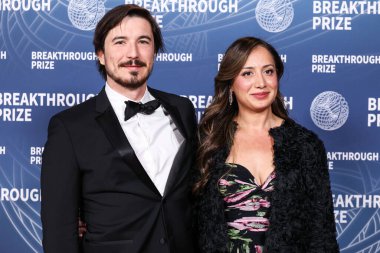 Robinhood Market CEO 'su Vladimir Tenev ve eşi Celina Tenev, 5 Nisan 2025' te ABD 'nin Kaliforniya eyaletinin Santa Monica kentinde Barker Hangar' da düzenlenen 11.. 