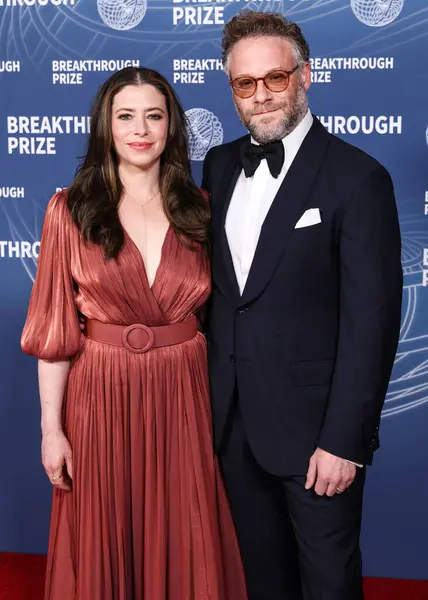 Lauren Miller ve kocası Seth Rogen, 5 Nisan 2025 'te Santa Monica, Los Angeles, Kaliforniya, ABD' de Barker Hangarı 'nda düzenlenen 11..     