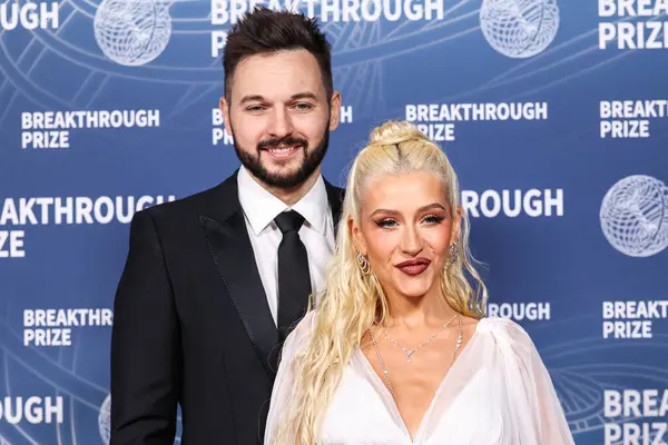 Matthew Rutler ve partneri Christina Aguilera, 5 Nisan 2025 'te Santa Monica, Los Angeles, Kaliforniya, ABD' de Barker Hangar 'da düzenlenen 11..