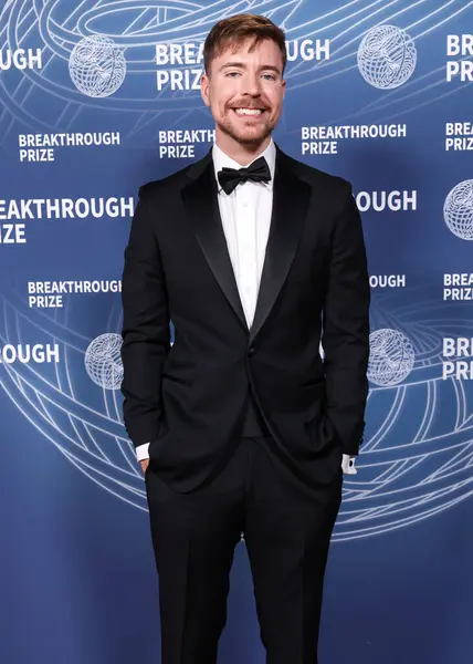 Bay Beast (Jimmy Donaldson), 5 Nisan 2025 'te Santa Monica, Los Angeles, Kaliforniya, ABD' de Barker Hangar 'da düzenlenen 11.. 