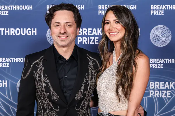 Google / Alfabe 'nin eş kurucularından Sergey Brin ve kız arkadaşı Gerelyn Gilbert-Soto, 5 Nisan 2025' te Santa Monica, Los Angeles, Kaliforniya, ABD 'deki Barker Hangar' da düzenlenen 11..     
