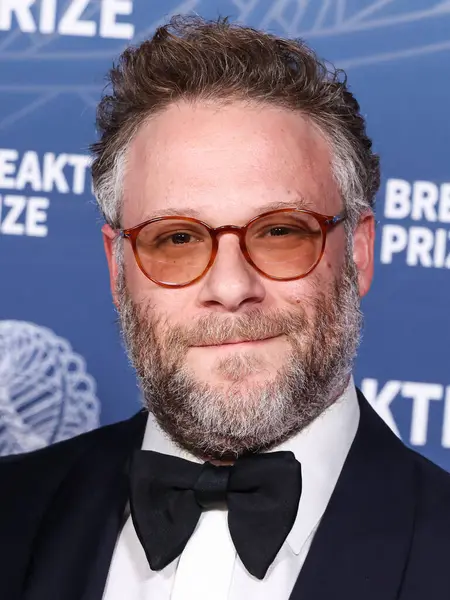 Seth Rogen, 5 Nisan 2025 'te Barker Hangarı' nda düzenlenen 11. Yıllık Büyük Buluş Ödül Töreni 'ne geliyor.. 