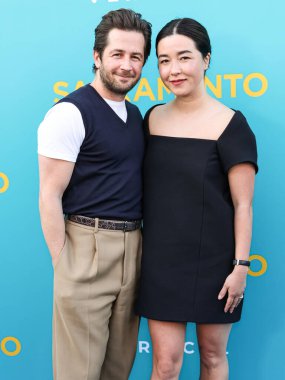 Michael Angarano ve eşi Maya Erskine, 7 Nisan 2025 'te Los Angeles, Kaliforniya, ABD' deki Vista Tiyatrosu 'nda düzenlenen Dikey Entertainment' in Sacramento Özel Gösterimi 'ne geldiler..