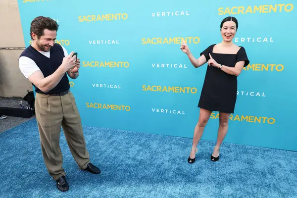 Michael Angarano ve eşi Maya Erskine, 7 Nisan 2025 'te Los Angeles, Kaliforniya, ABD' deki Vista Tiyatrosu 'nda düzenlenen Dikey Entertainment' in Sacramento Özel Gösterimi 'ne geldiler..