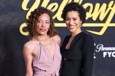 Tawny Cypress ve Jasmin Savoy Brown, Şaban Medya Merkezi 'ndeki Wolf Tiyatrosu' nda 10 Nisan 2025 'te düzenlenen' YellowJackets '3. Sezon FYC' ye geldiler.