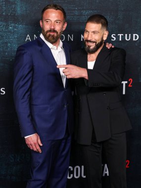 Ben Affleck ve Jon Bernthal 16 Nisan 2025 'te Hollywood, Los Angeles, Kaliforniya, ABD' de bulunan TCL Çin Tiyatrosu IMAX 'te düzenlenen' The Accountant 2 'adlı Amazon MGM Stüdyolarının Los Angeles Premiere' ine geldiler..