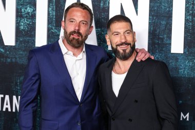 Ben Affleck ve Jon Bernthal 16 Nisan 2025 'te Hollywood, Los Angeles, Kaliforniya, ABD' de bulunan TCL Çin Tiyatrosu IMAX 'te düzenlenen' The Accountant 2 'adlı Amazon MGM Stüdyolarının Los Angeles Premiere' ine geldiler..