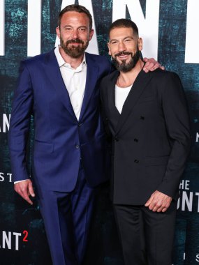 Ben Affleck ve Jon Bernthal 16 Nisan 2025 'te Hollywood, Los Angeles, Kaliforniya, ABD' de bulunan TCL Çin Tiyatrosu IMAX 'te düzenlenen' The Accountant 2 'adlı Amazon MGM Stüdyolarının Los Angeles Premiere' ine geldiler.. 