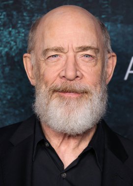 Amerikalı aktör J. K. Simmons, 16 Nisan 2025 'te Hollywood, Los Angeles, Kaliforniya, ABD' deki TCL Çin Tiyatrosu IMAX 'te düzenlenen' The Accountant 2 'adlı Amazon MGM Stüdyolarının Los Angeles Premiere' ine geldi..