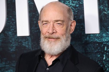 Amerikalı aktör J. K. Simmons, 16 Nisan 2025 'te Hollywood, Los Angeles, Kaliforniya, ABD' deki TCL Çin Tiyatrosu IMAX 'te düzenlenen' The Accountant 2 'adlı Amazon MGM Stüdyolarının Los Angeles Premiere' ine geldi..