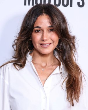Kanadalı aktris Emmanuelle Chriqui, 23 Nisan 2025 'te Hollywood, Los Angeles, Kaliforniya, ABD' deki Harmony Gold Tiyatrosu 'nda düzenlenen Lionsgate' in 