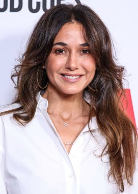 Kanadalı aktris Emmanuelle Chriqui, 23 Nisan 2025 'te Hollywood, Los Angeles, Kaliforniya, ABD' deki Harmony Gold Tiyatrosu 'nda düzenlenen Lionsgate' in 