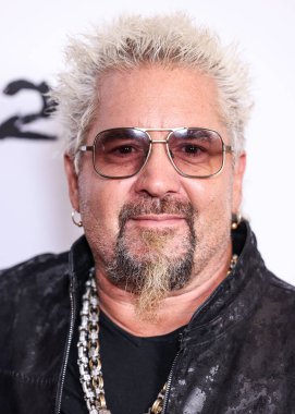 Amerikalı restoran sahibi ve yazar Guy Fieri, 23 Nisan 2025 'te Hollywood, Los Angeles, Kaliforniya, ABD' deki Harmony Gold Tiyatrosu 'nda düzenlenen Lionsgate' in 