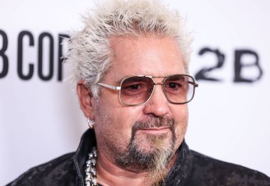 Amerikalı restoran sahibi ve yazar Guy Fieri, 23 Nisan 2025 'te Hollywood, Los Angeles, Kaliforniya, ABD' deki Harmony Gold Tiyatrosu 'nda düzenlenen Lionsgate' in 