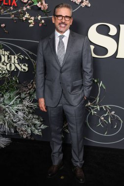 Amerikalı aktör ve komedyen Steve Carell, Netflix 'in' The Four Seasons 'sezonunun Los Angeles Premiere' ine 24 Nisan 2025 'te Amerika Yönetmenler Birliği' ndeki DGA Tiyatro Kompleksi 'ne geldi..     