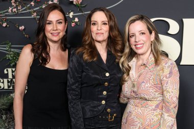 Tacey Wigfield, Tina Fey ve Lang Fisher, Netflix 'in 