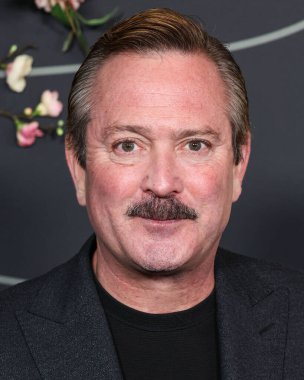 Amerikalı komedyen, aktör ve senarist Thomas Lennon, Netflix 'in 