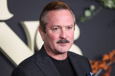 Amerikalı komedyen, aktör ve senarist Thomas Lennon, Netflix 'in 