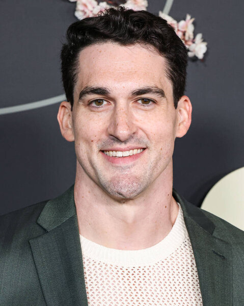 Джейкоб Баккенмайер (Jacob Buckenmyer) прибывает на премьеру первого сезона Netflix "Четыре сезона", состоявшегося 24 апреля 2025 года в Лос-Анджелесе, штат Калифорния, США, в театральном комплексе DGA.. 