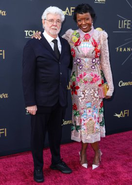 George Lucas ve eşi Mellody Hobson Lucas, 26 Nisan 2025 'te Hollywood, Los Angeles, Kaliforniya, ABD' de düzenlenen Dolby Tiyatrosu 'nda düzenlenen 2025 Yaşam Boyu Başarı Ödülü' ne geldiler..