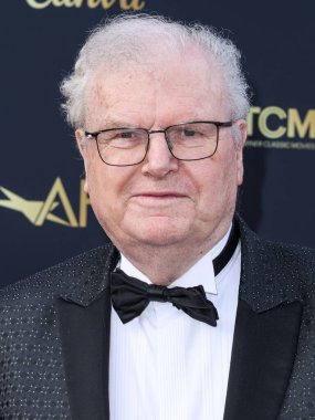 Galli Amerikalı işadamı ve Sony Howard Stringer 'ın eski CEO' su, 26 Nisan 2025 'te Hollywood, Los Angeles' ta düzenlenen Dolby Tiyatrosu 'nda düzenlenen 2025 Yaşam Boyu Başarı Ödülü' ne ulaştı.