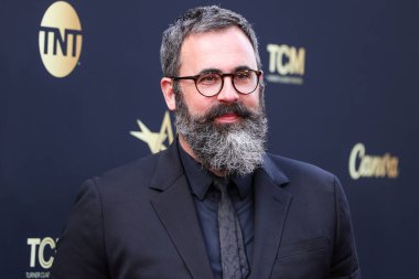 Amerikalı film yapımcısı Jared Hess, 26 Nisan 2025 'te Dolby Tiyatrosu' nda düzenlenen 50. Yıllık AFI (Amerikan Film Enstitüsü) Yaşam Boyu Başarı Ödülü 'ne ulaştı.. 