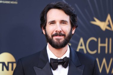 Amerikalı şarkıcı ve söz yazarı Josh Groban, 26 Nisan 2025 tarihinde Dolby Theatre 'da düzenlenen 50. yıllık AFI (Amerikan Film Enstitüsü) Yaşam Boyu Başarı Ödülü' ne ulaştı..