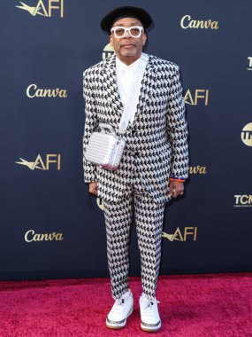 Amerikalı film yönetmeni Spike Lee, 26 Nisan 2025 'te Dolby Tiyatrosu' nda düzenlenen 50. Yıllık AFI (Amerikan Film Enstitüsü) Yaşam Boyu Başarı Ödülü 'ne ulaştı..
