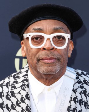 Amerikalı film yönetmeni Spike Lee, 26 Nisan 2025 'te Dolby Tiyatrosu' nda düzenlenen 50. Yıllık AFI (Amerikan Film Enstitüsü) Yaşam Boyu Başarı Ödülü 'ne ulaştı..